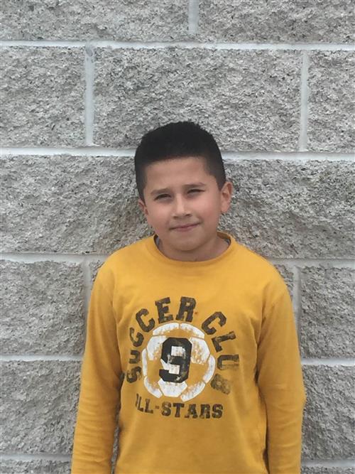  Adonis Gutierrez 